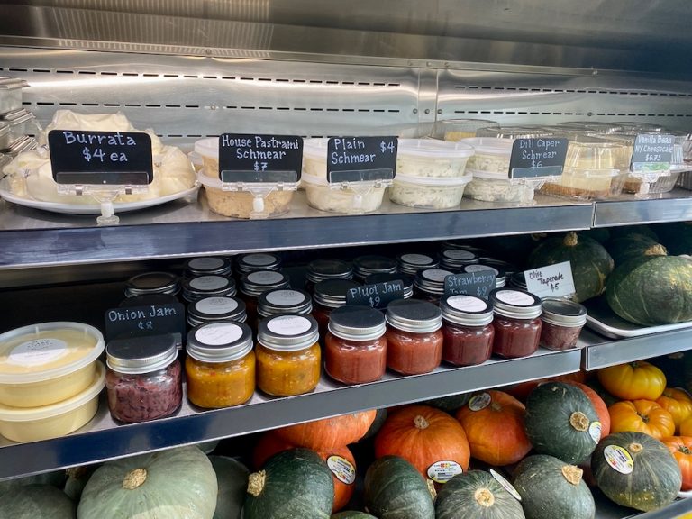 Siteline The New Carp Kitchen & Grocery Has Sandwiches, Salads and More