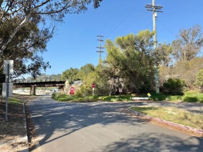 Los-Patos-Way-cul-de-sac-by-Siteline